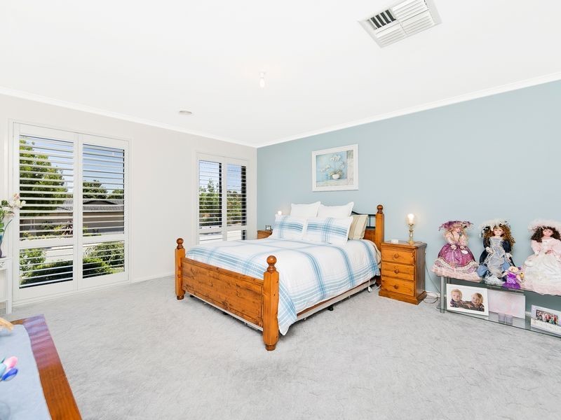 13 Jane Sutherland Street, Conder ACT 2906