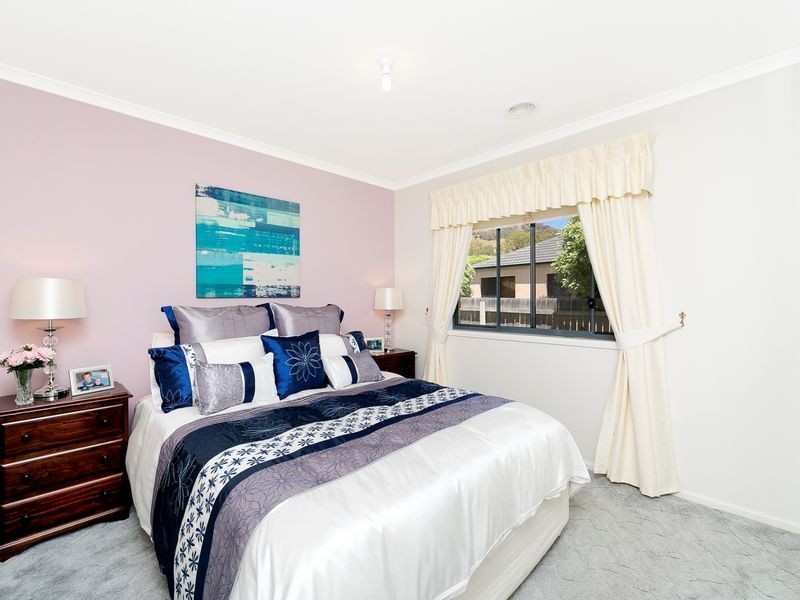 13 Jane Sutherland Street, Conder ACT 2906