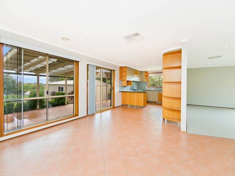 14 Louis Loder Street, Theodore ACT 2905