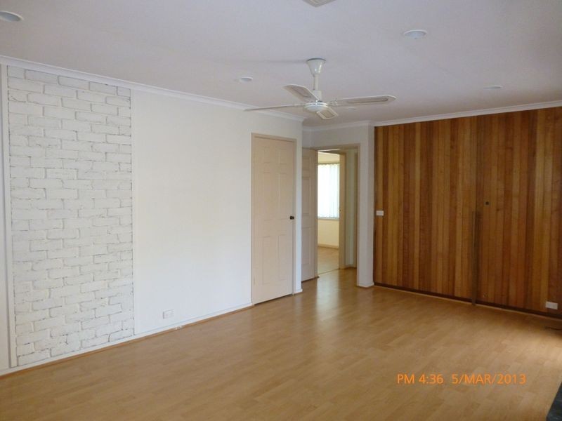 28 Merriman Crescent, Macarthur ACT 2904