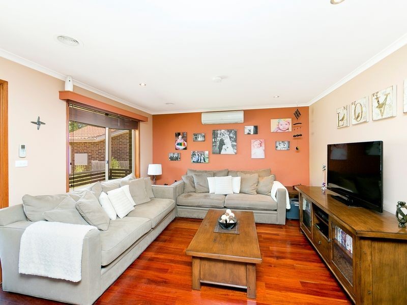 6 Pullar Place, Gordon ACT 2906