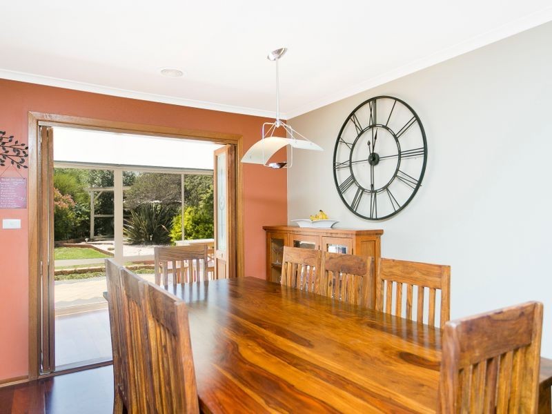 6 Pullar Place, Gordon ACT 2906