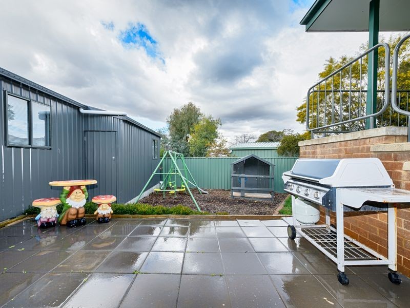 6 Mallee Crescent, Queanbeyan NSW 2620