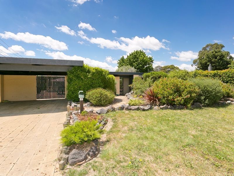 3 Bowler Place, Kambah ACT 2902