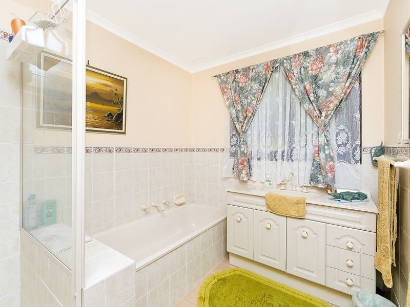 11 Stobie Place, Monash ACT 2904