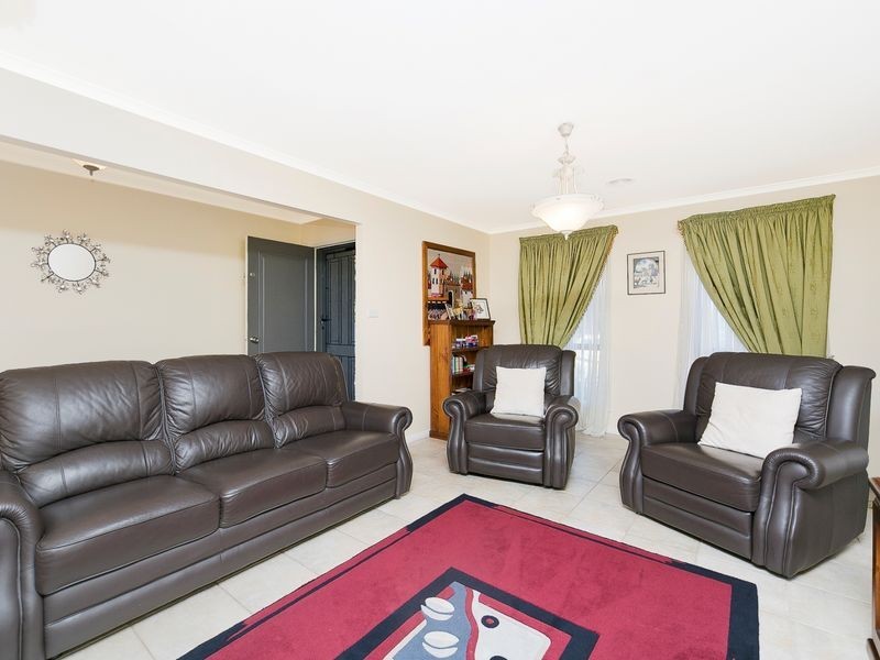 8 Silvan Lane, Conder ACT 2906