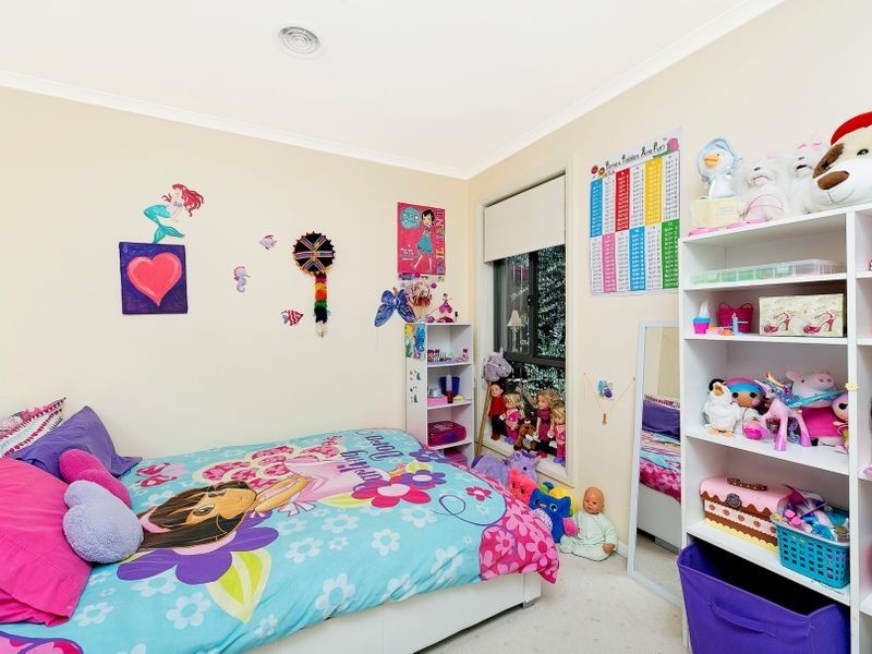 8 Silvan Lane, Conder ACT 2906