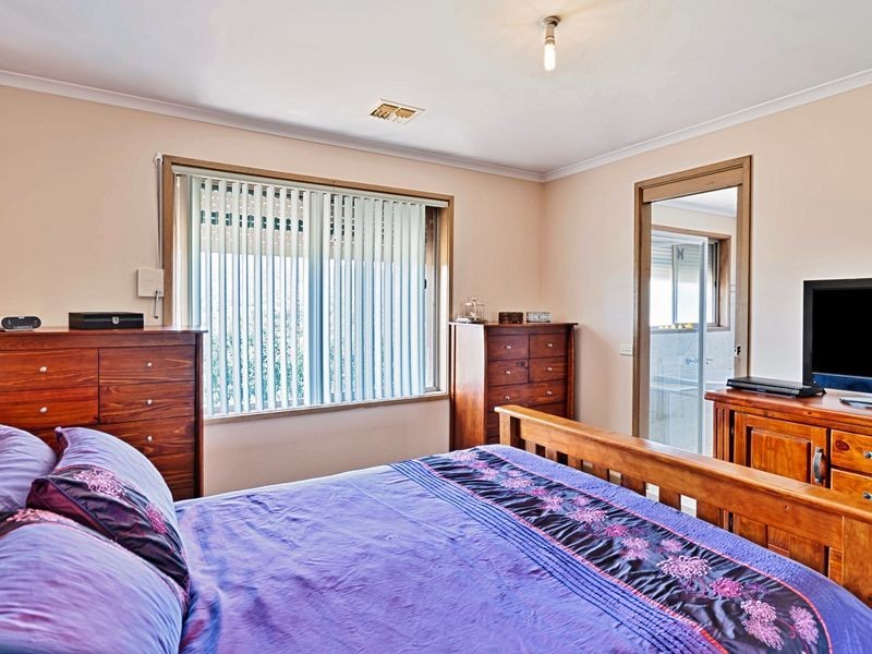 43 Callaway Crescent, Gordon ACT 2906