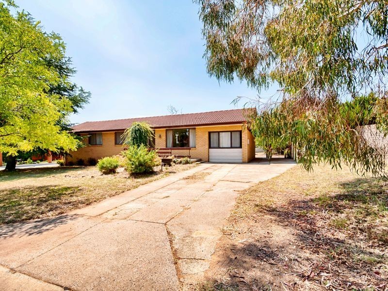 4 Adinda Street, Waramanga ACT 2611