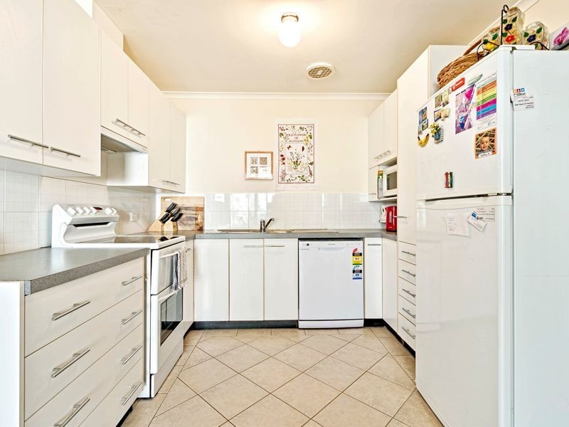 25/12 Burdett Crescent, Theodore ACT 2905