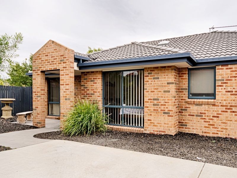 2/58-60 Betty Maloney Crescent, Banks ACT 2906
