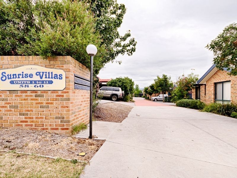 2/58-60 Betty Maloney Crescent, Banks ACT 2906