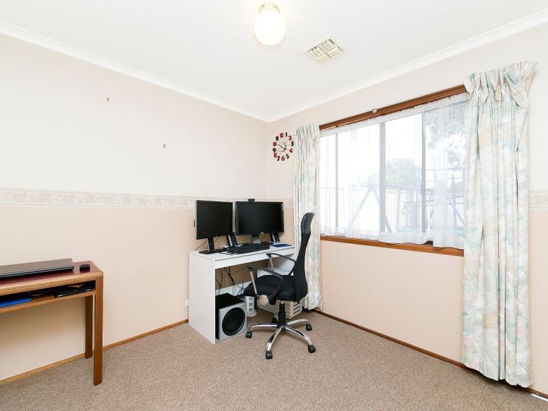 54 Keverstone Circuit, Isabella Plains ACT 2905