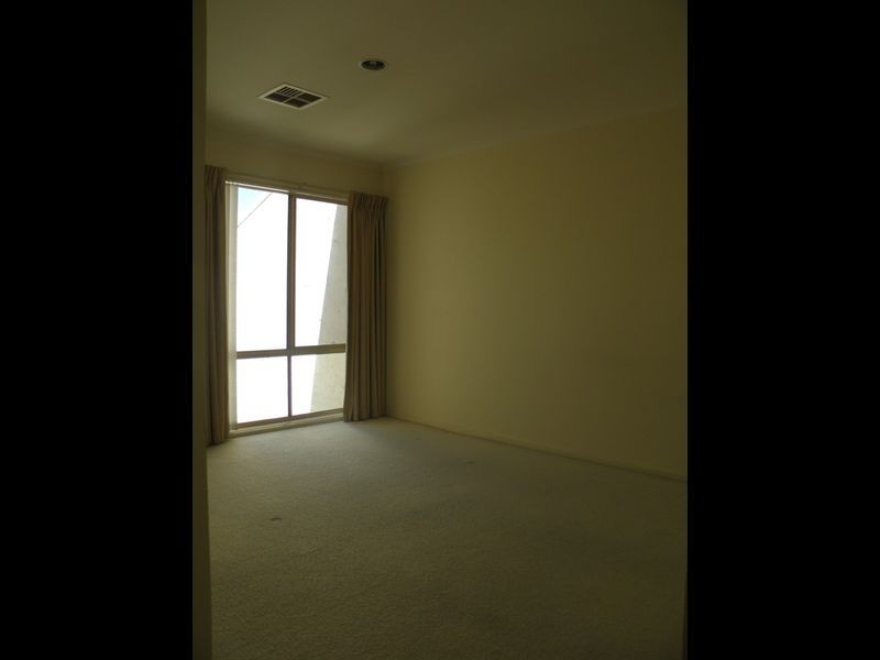 64 Tenison Woods Circuit, Bonython ACT 2905