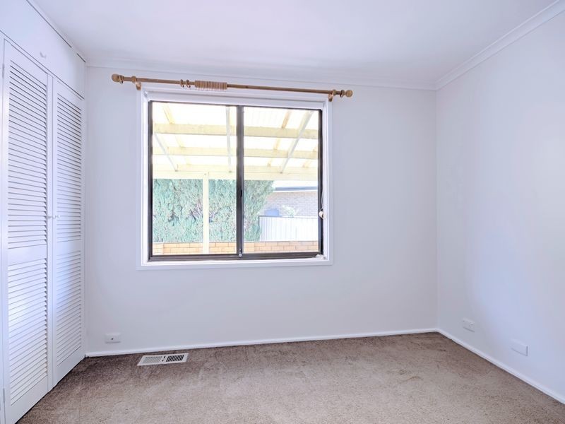 11 Griffith Place, Kambah ACT 2902