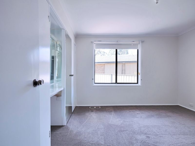 11 Griffith Place, Kambah ACT 2902