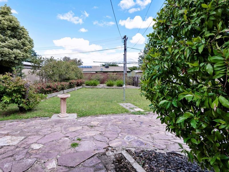 11 Griffith Place, Kambah ACT 2902