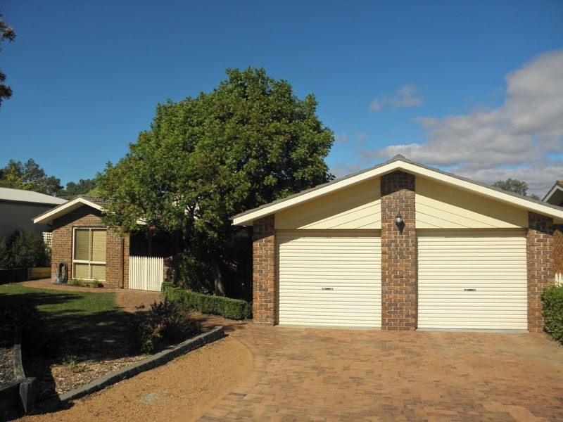 8 Marquet Retreat, Bonython ACT 2905