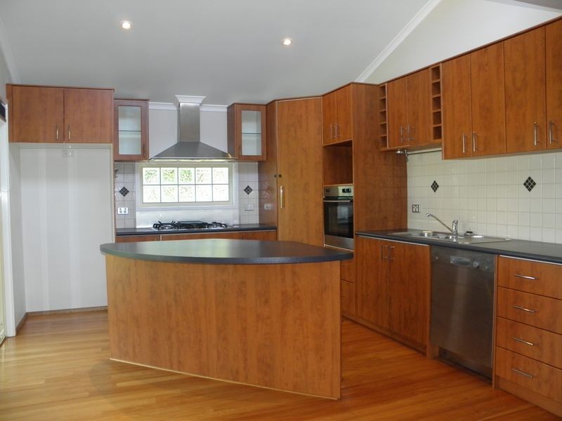 8 Marquet Retreat, Bonython ACT 2905