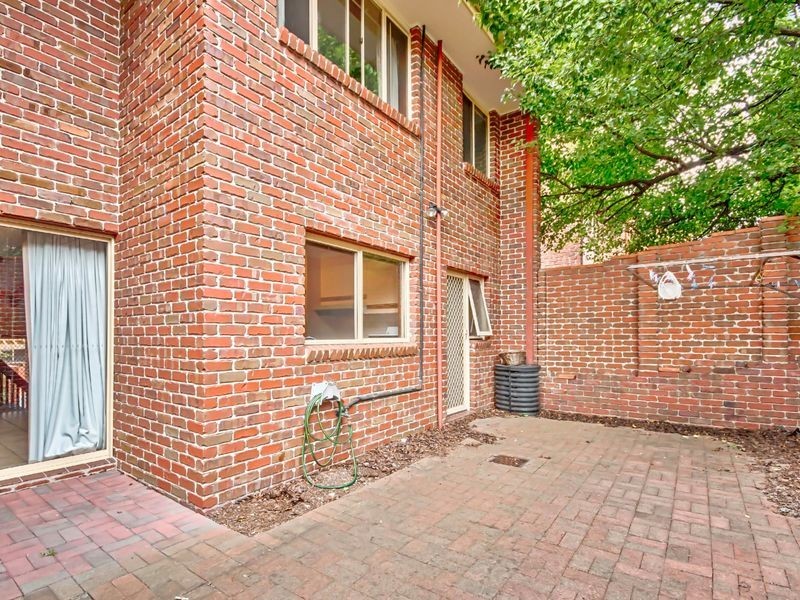 22 Terry Close, Swinger Hill ACT 2606