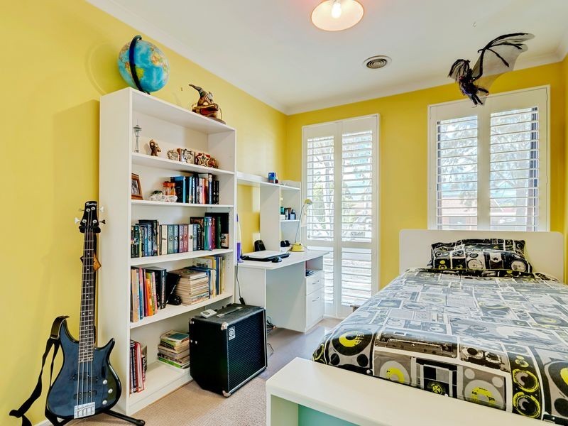 5 Main Close, Chisholm ACT 2905