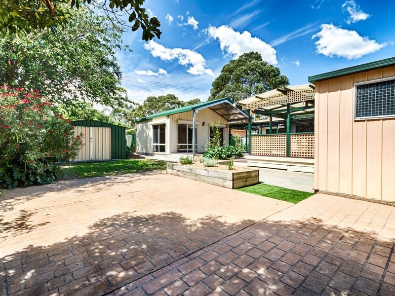 11 Kneeshaw Street, Monash ACT 2904