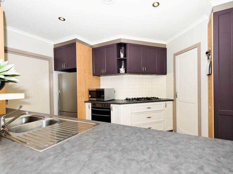 16 Stonehaven Circuit, Queanbeyan NSW 2620