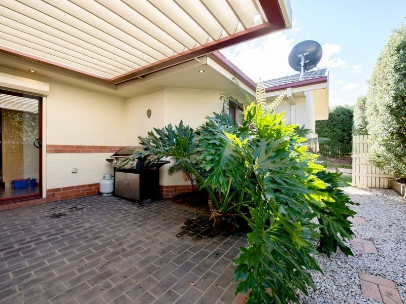 16 Stonehaven Circuit, Queanbeyan NSW 2620