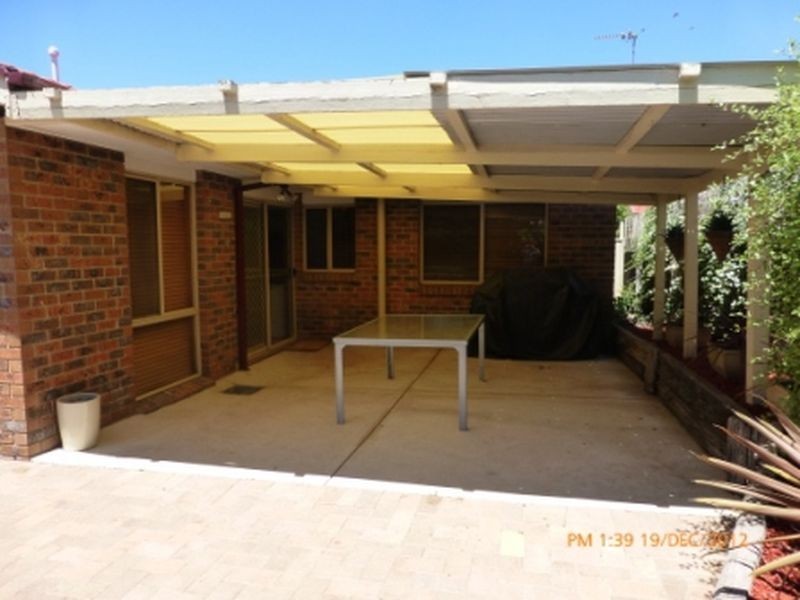 11 Stace Place, Gordon ACT 2906
