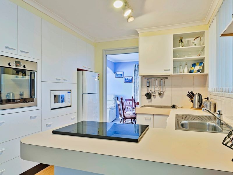 6 Harwood Court, Wanniassa ACT 2903