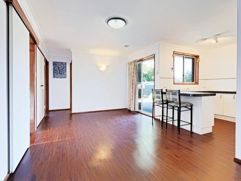 77 Clare Dennis Avenue, Gordon ACT 2906