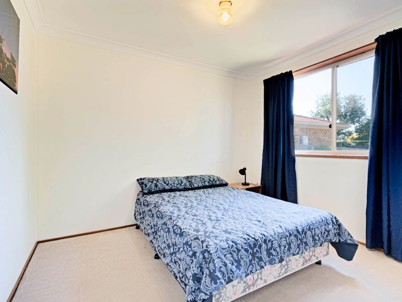77 Clare Dennis Avenue, Gordon ACT 2906