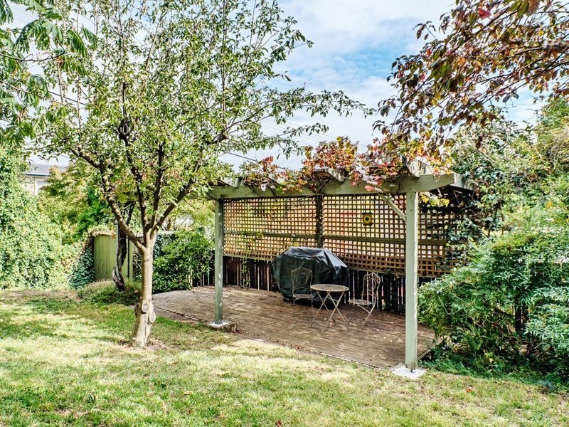 22 Sullivan Crescent, Wanniassa ACT 2903