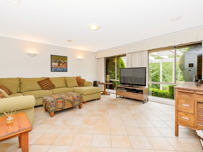 20 Loureiro Street, Conder ACT 2906