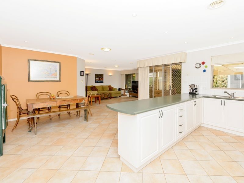 20 Loureiro Street, Conder ACT 2906