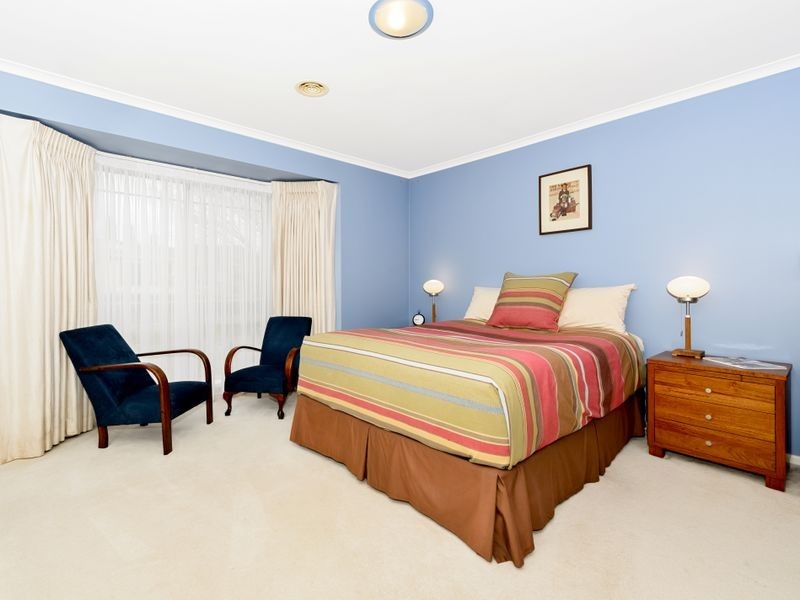 20 Loureiro Street, Conder ACT 2906