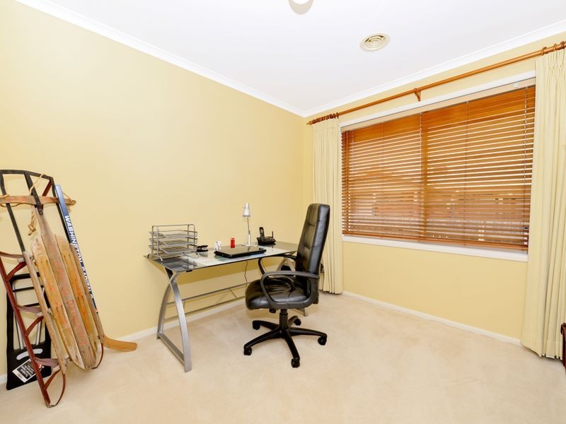20 Loureiro Street, Conder ACT 2906