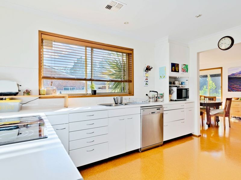 5 Byatt Place, Isaacs ACT 2607