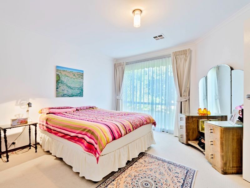 5 Byatt Place, Isaacs ACT 2607