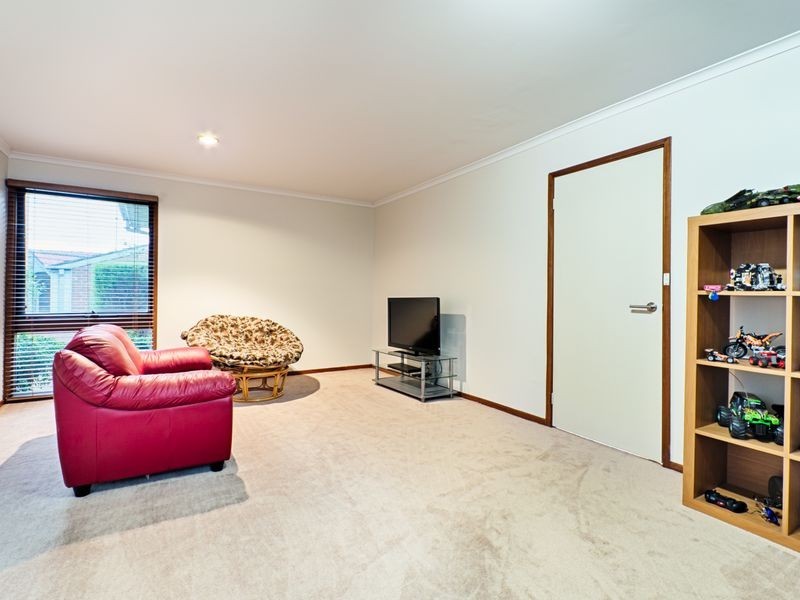 35 Fihelly Street, Fadden ACT 2904