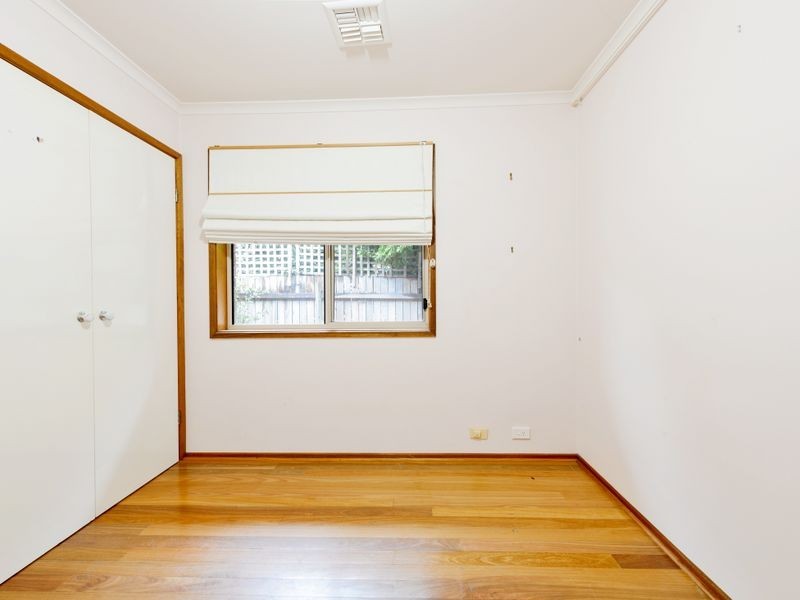 24 Wootton Crescent, Gordon ACT 2906