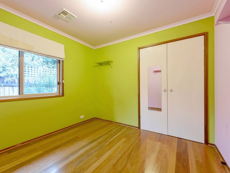 24 Wootton Crescent, Gordon ACT 2906