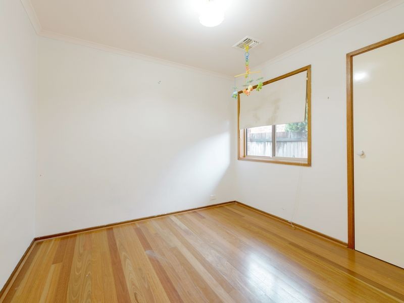 24 Wootton Crescent, Gordon ACT 2906