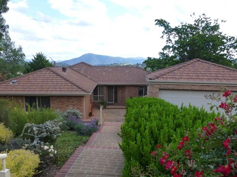 60 Charterisville Avenue, Conder ACT 2906