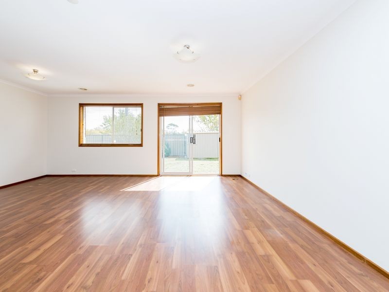 8 Kerkeri Close, Isabella Plains ACT 2905