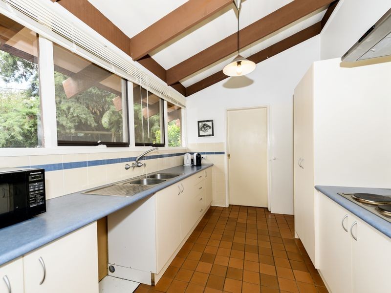 4 Schlam Place, Kambah ACT 2902