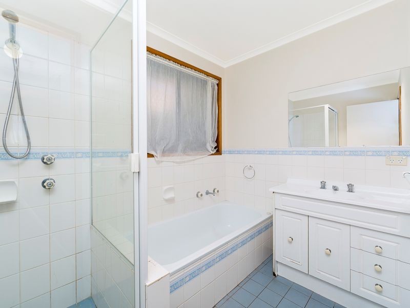 21 Casey Crescent, Calwell ACT 2905