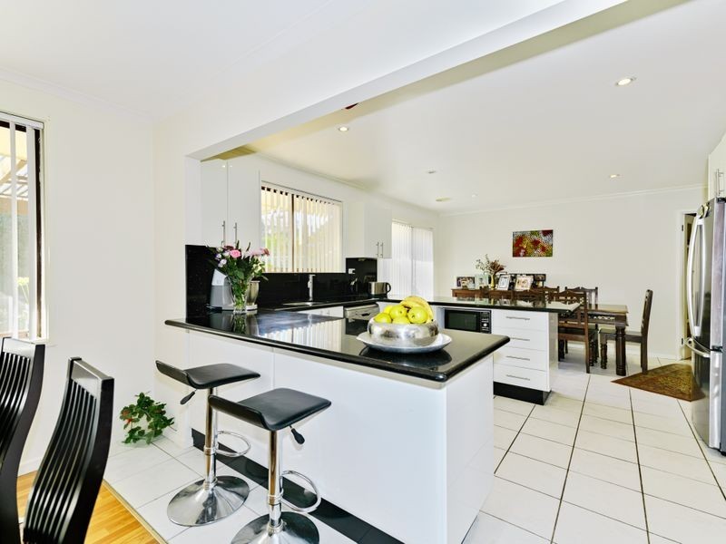 54 Balfour Crescent, Wanniassa ACT 2903