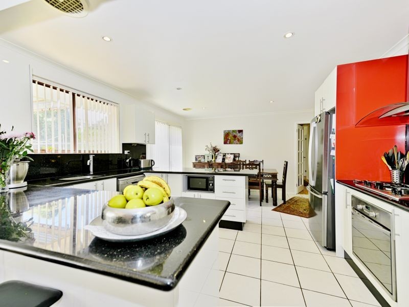 54 Balfour Crescent, Wanniassa ACT 2903