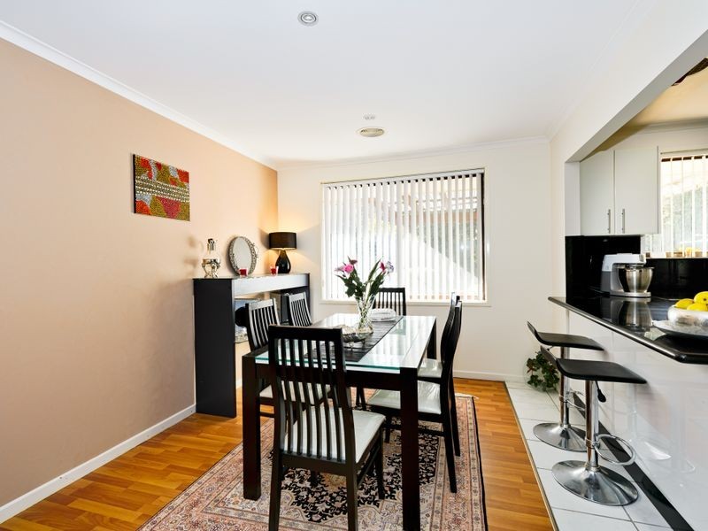 54 Balfour Crescent, Wanniassa ACT 2903